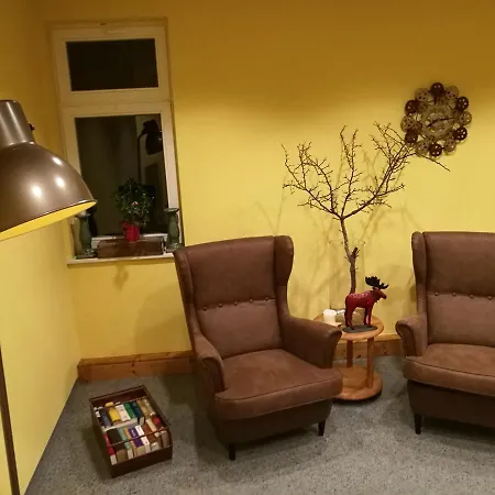 Lejlighed Und Bistro Zum Glasmacher