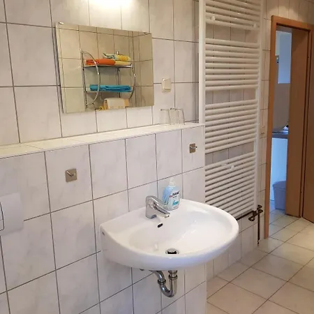 Und Bistro Zum Glasmacher Apartment Gehlberg