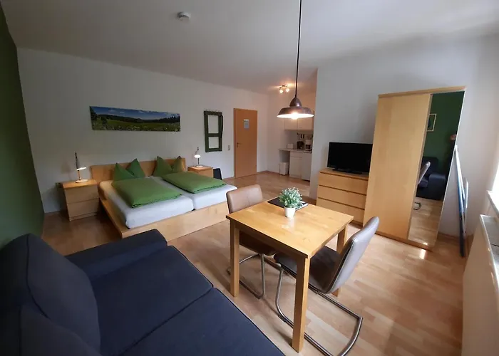 Apartament Und Bistro Zum Glasmacher Gehlberg