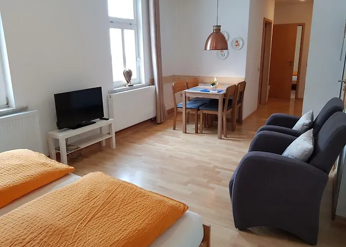 Apartament Und Bistro Zum Glasmacher *