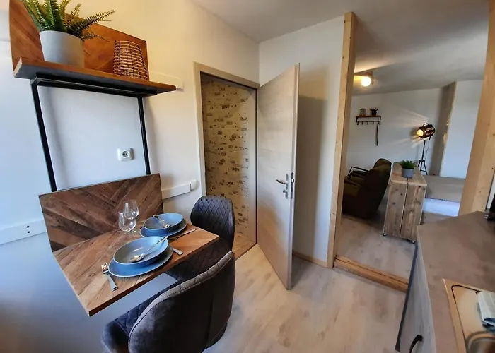 Und Bistro Zum Glasmacher Apartment *