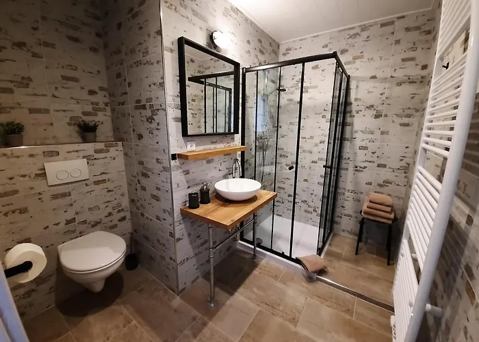 Apartament Und Bistro Zum Glasmacher *