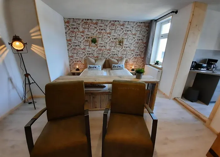 Apartament Und Bistro Zum Glasmacher